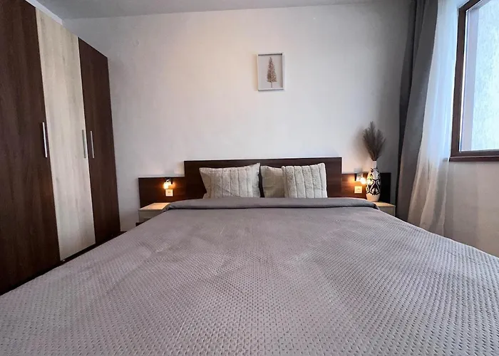 Host2u Belvedere - In - Out - Free Parking Apartment Bansko